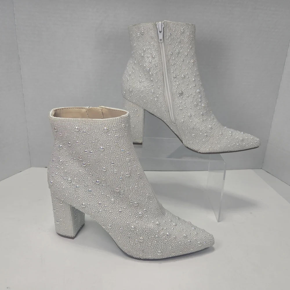 Betsey Johnson Sparkling Iridescent Pearl Cowgirl Disco Bride Ankle Boots Size 7
